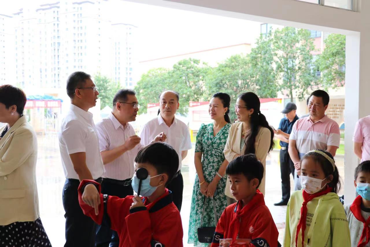 柘榮縣僑聯開展“關注普遍眼健康，共筑‘睛’彩大健康”暨“僑愛心·鄉村學生眼健康公益”活動