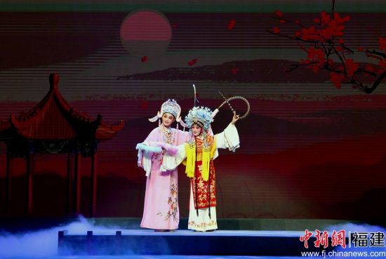 莆仙戲傳統折子戲《百花亭》展演。